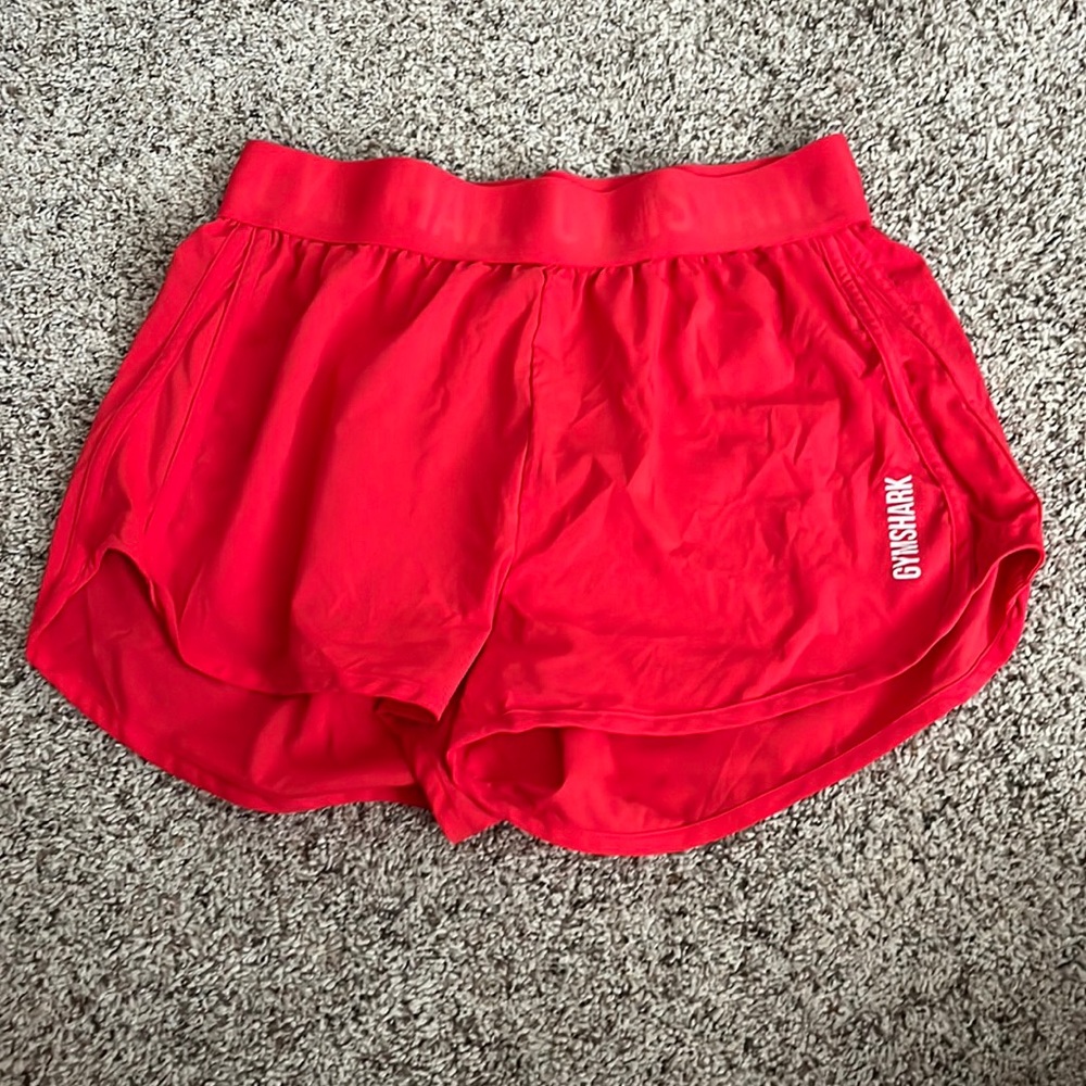 Gymshark Training Loose Fit shorts Red size Small
